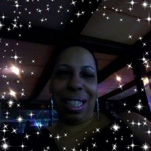 Meet your Posher, Vivica